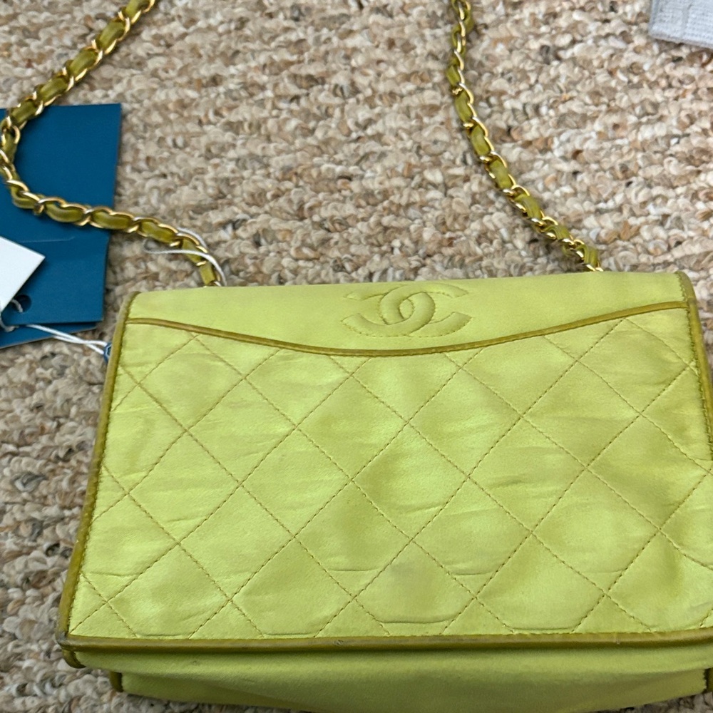 Quick sale Chanel Line green  Quilted Shoulder Bag